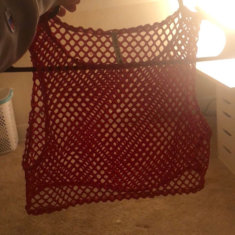 RED LF FISHNET TOP - Picture 2 of 2
